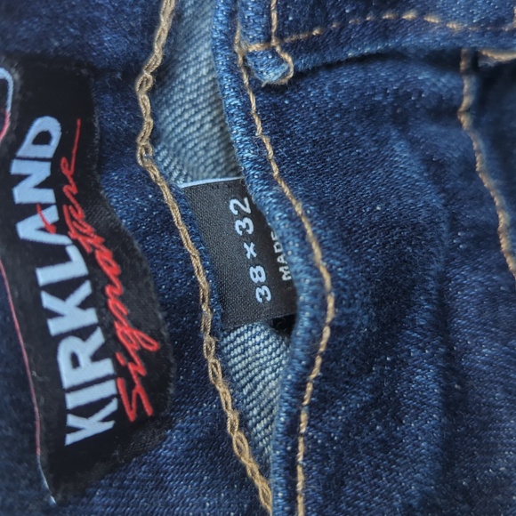 38x32 Kirkland Signature Denim Jeans - Picture 3 of 6